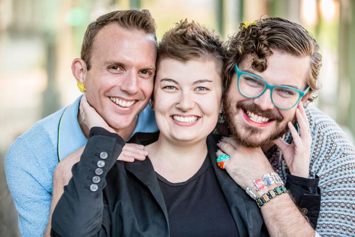 Liebe kann in viele Richtungen gehen. Liebe kann in viele Richtungen gehen.